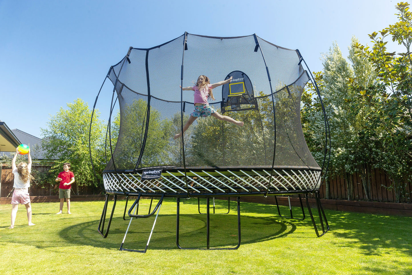 Springfree Jumbo Round 13 ft Trampoline